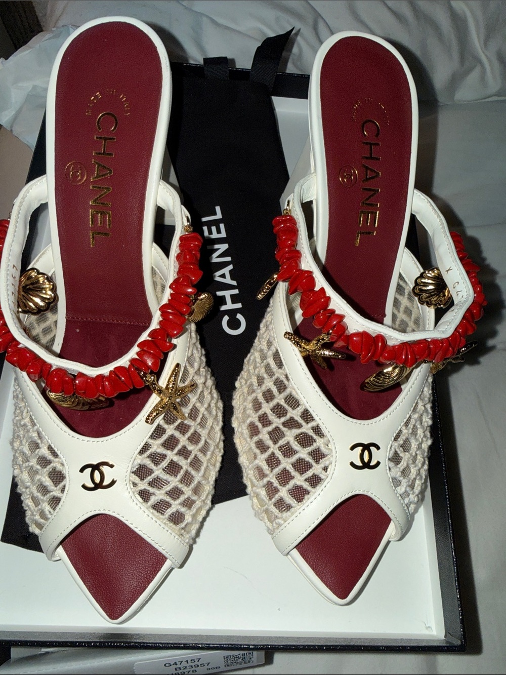 CHANEL White Mesh 2026 COCO BEACH Mulesand Gold Shell Charms 38